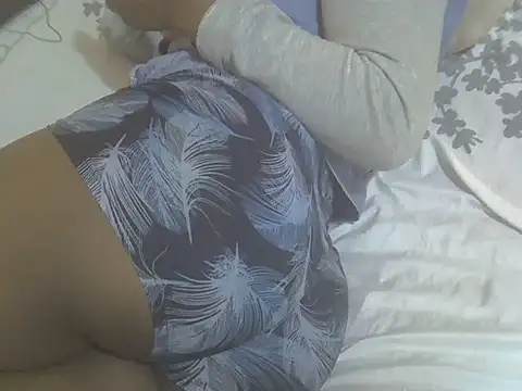 Snapshot of Sweet_crushy chatting on 10.04.25 Sweet crushy online show from 10.04.25