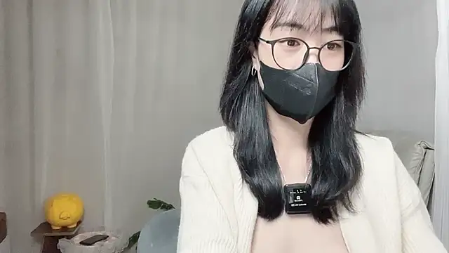  minji bae online show from 10.23.25