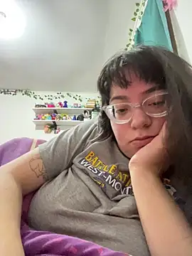 indiegirl666 online show from 10.28.25