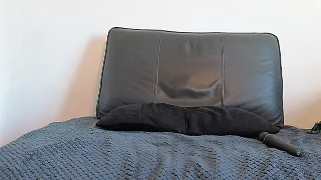 Snapshot of AmaliaMarkova_ chatting on 10.28.25 AmaliaMarkova  online show from 10.28.25