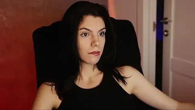 Snapshot of mistress__rochelle chatting on 01.18.25 mistress  rochelle online show from 01.18.25