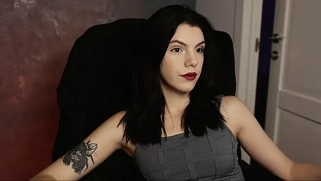 Snapshot of mistress__rochelle chatting on 02.06.25 mistress  rochelle online show from 02.06.25