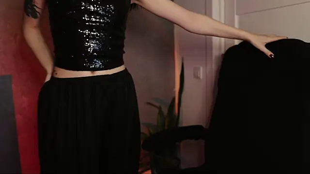 Snapshot of mistress__rochelle chatting on 03.06.25 mistress  rochelle online show from 03.06.25