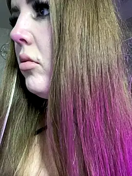 Snapshot of MargaretRoyal chatting on 10.30.25 MargaretRoyal online show from 10.30.25