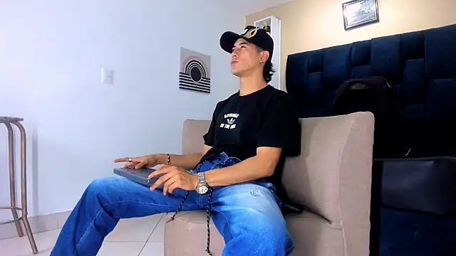 Jhonn Rhyss online show from 10.11.25