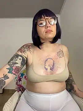 sophia goth online show from 11.19.25