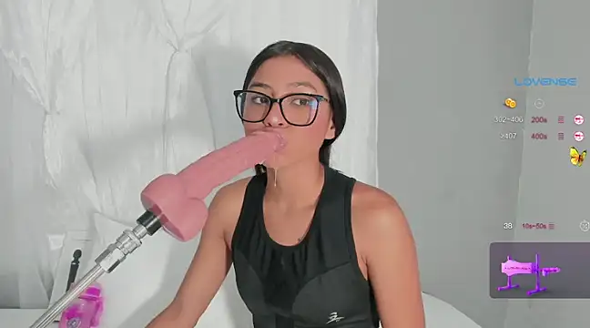 Luna cute 2 online show from 02.19.25