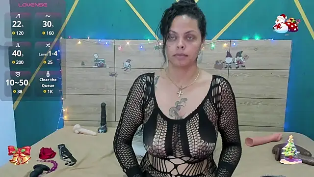 Luna smit08 online show from 12.28.24