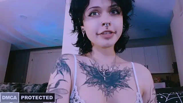 NaughtyLittleFox online show from 04.03.26