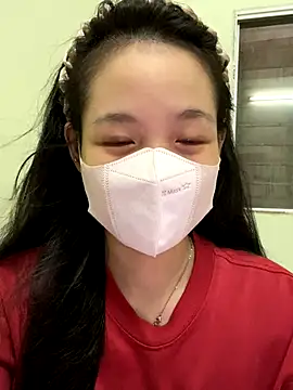 Snapshot of minmin2kk5 chatting on 10.13.25 minmin2kk5 online show from 10.13.25