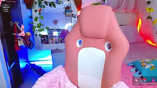 Littlerouse  online show from 02.12.26