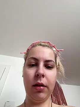 Livewithlucy online show from 02.27.26