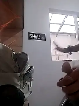 manu lara online show from 10.28.25