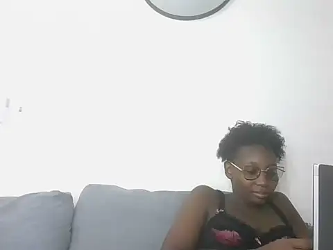 Puliza wet online show from 10.18.25