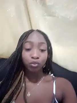 Nicole Colette  online show from 03.03.25