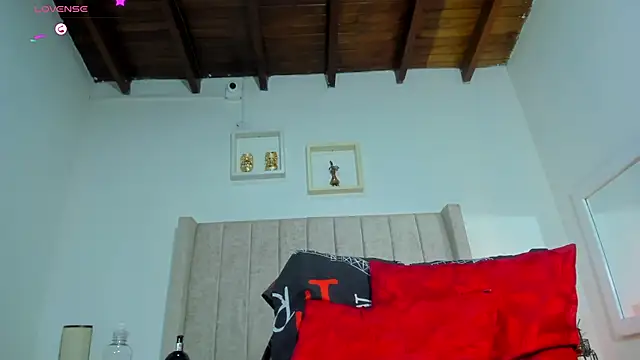 juana 240 online show from 02.24.25