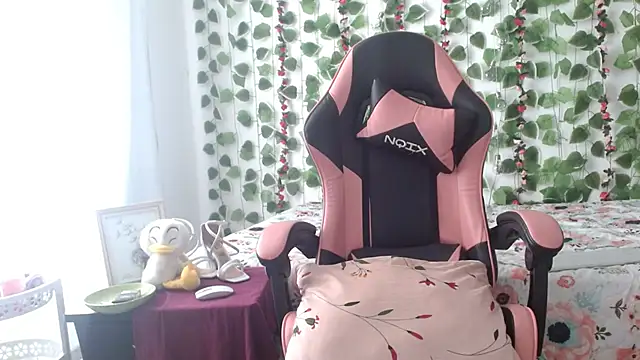 camilavagina24 online show from 11.25.25