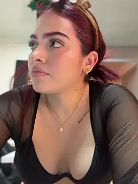 Chloee Evans1 online show from 12.24.24