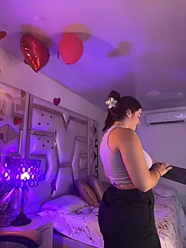 Chloee Evans1 online show from 02.23.25