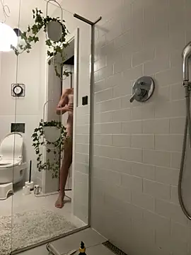 rafkiexh online show from 10.17.25