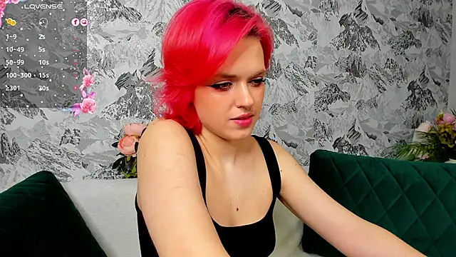 Roxy Wi online show from 01.13.25