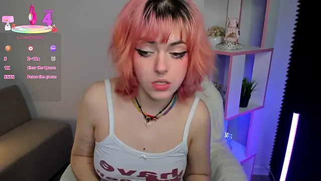 Roxy Wi online show from 03.14.25