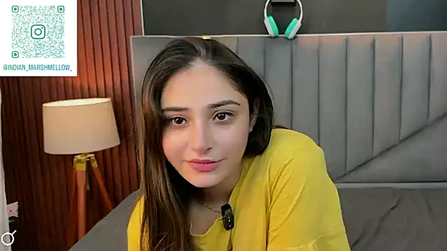 Snapshot of demieliss chatting on 10.06.25 demieliss online show from 10.06.25