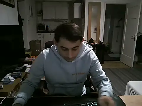 Snapshot of mihaimichael chatting on 02.13.25 mihaimichael online show from 02.13.25