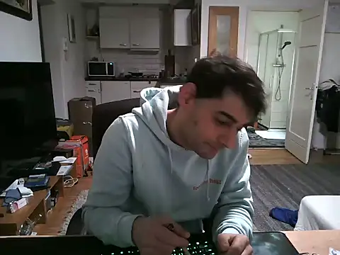 Snapshot of mihaimichael chatting on 02.13.25 mihaimichael online show from 02.13.25