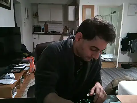 Snapshot of mihaimichael chatting on 02.15.25 mihaimichael online show from 02.15.25