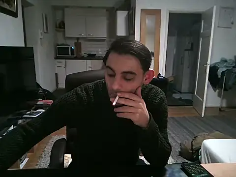 Snapshot of mihaimichael chatting on 02.15.25 mihaimichael online show from 02.15.25