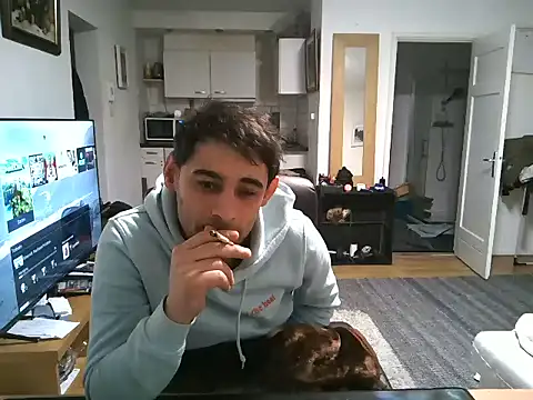 Snapshot of mihaimichael chatting on 02.16.25 mihaimichael online show from 02.16.25