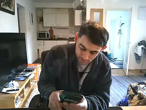 Snapshot of mihaimichael chatting on 02.26.25 mihaimichael online show from 02.26.25