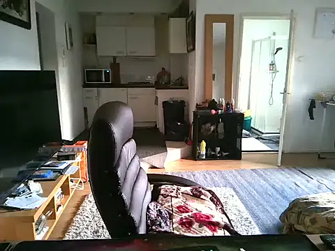 Snapshot of mihaimichael chatting on 02.27.25 mihaimichael online show from 02.27.25
