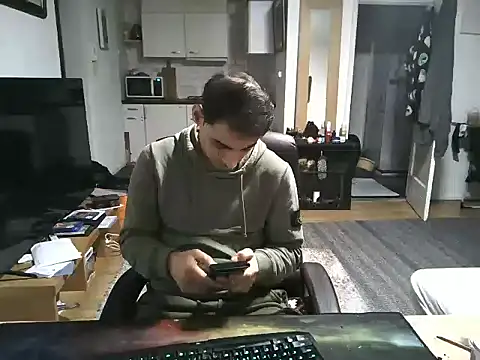 Snapshot of mihaimichael chatting on 02.28.25 mihaimichael online show from 02.28.25