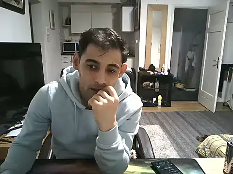 Snapshot of mihaimichael chatting on 03.02.25 mihaimichael online show from 03.02.25