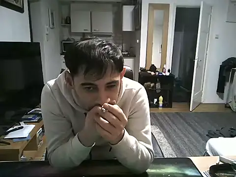Snapshot of mihaimichael chatting on 03.04.25 mihaimichael online show from 03.04.25