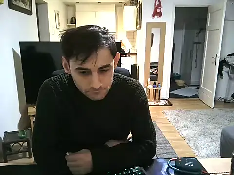 Snapshot of mihaimichael chatting on 03.11.25 mihaimichael online show from 03.11.25