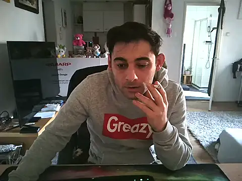 Snapshot of mihaimichael chatting on 03.20.25 mihaimichael online show from 03.20.25