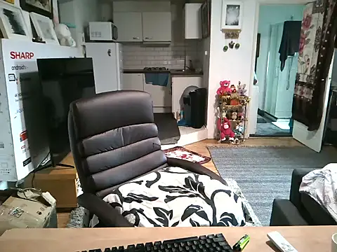 mihaimichael online show from 10.15.25