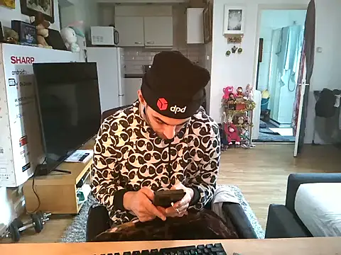 mihaimichael online show from 11.21.25