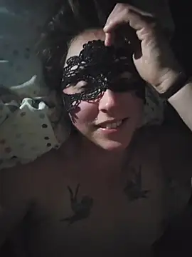 Snapshot of AstridFalk23 chatting on 11.15.25 AstridFalk23 online show from 11.15.25