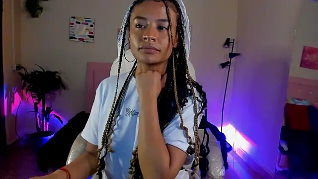 Snapshot of keyla_roberts777 chatting on 12.03.24 keyla roberts777 online show from 12.03.24