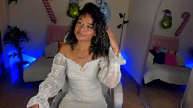 Snapshot of keyla_roberts777 chatting on 12.29.24 keyla roberts777 online show from 12.29.24