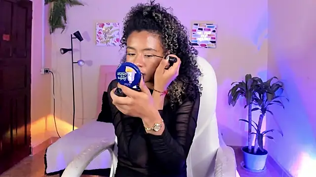 Snapshot of keyla_roberts777 chatting on 01.27.25 keyla roberts777 online show from 01.27.25