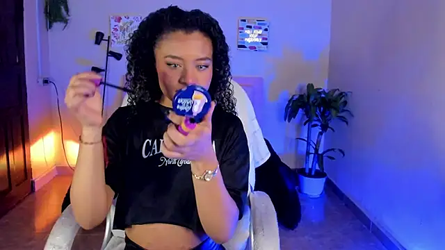 Snapshot of keyla_roberts777 chatting on 02.02.25 keyla roberts777 online show from 02.02.25