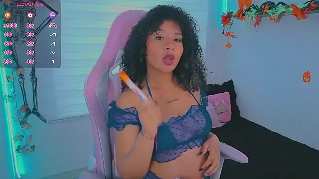 keyla roberts777 online show from 10.23.25