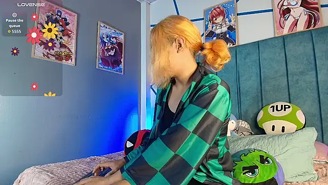 Snapshot of Samuel_Matthew chatting on 10.19.25 Samuel Matthew online show from 10.19.25