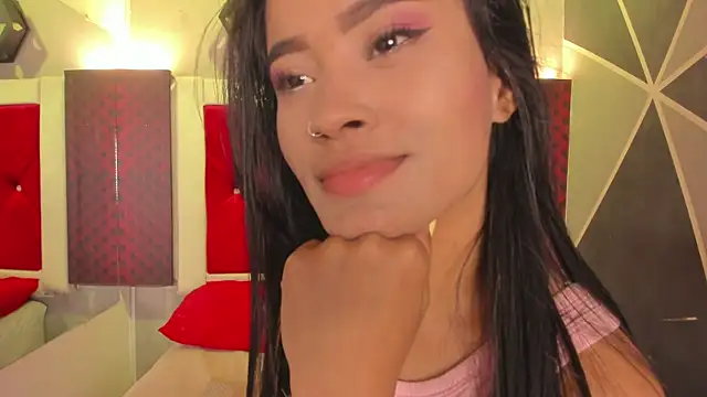 Karoll014 online show from 04.15.26