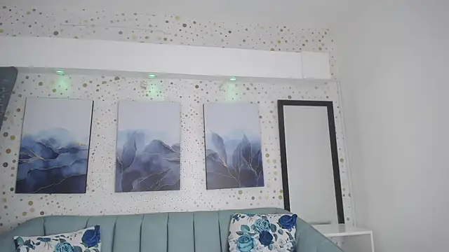 Snapshot of Tayzon_Foxxx chatting on 03.11.25 Tayzon Foxxx online show from 03.11.25